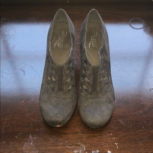 Aérosoles heels, super comfy/ versatile